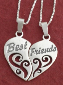 Best-Friend-Necklaces